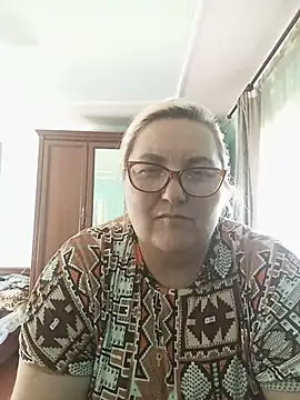 AureliaSky598 online show from June 9, 12:17 pm