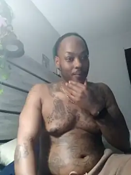 Snapshot of zdaddymm chatting on June 10, 3:39 am zdaddymm online show from June 10, 3:39 am