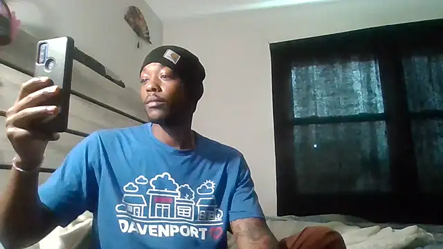 Snapshot of zdaddymm chatting on July 3, 2:12 pm zdaddymm online show from July 3, 2:12 pm