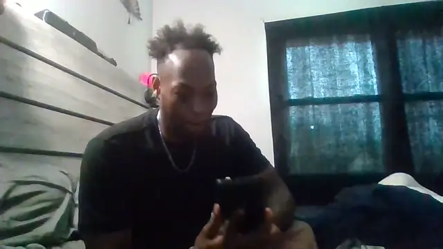 Snapshot of zdaddymm chatting on July 9, 9:08 pm zdaddymm online show from July 9, 9:08 pm