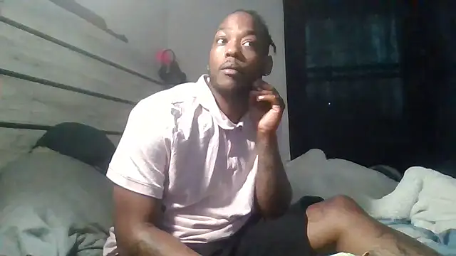 Snapshot of zdaddymm chatting on July 11, 12:02 am zdaddymm online show from July 11, 12:02 am
