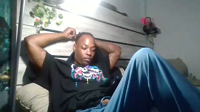 Snapshot of zdaddymm chatting on July 15, 12:49 am zdaddymm online show from July 15, 12:49 am