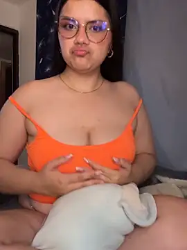 foxy gigi online show from April 21, 2:51 am