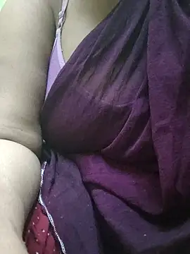Snapshot of sexy_payal_hot chatting on April 28, 8:03 pm sexy payal hot online show from April 28, 8:03 pm