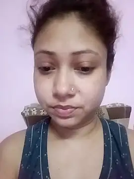 Snapshot of Hot_Soniya_08 chatting on April 25, 6:38 pm Hot Soniya 08 online show from April 25, 6:38 pm