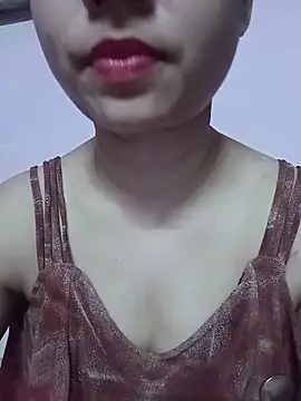 Snapshot of Hot_Soniya_08 chatting on May 12, 10:29 pm Hot Soniya 08 online show from May 12, 10:29 pm
