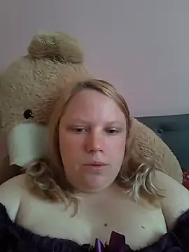 wildaurax online show from May 27, 6:54 am