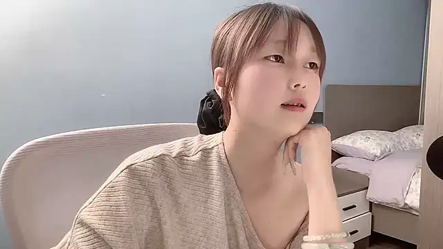 Snapshot of Xiaoqing00 chatting on April 18, 2:21 pm Xiaoqing00 online show from April 18, 2:21 pm