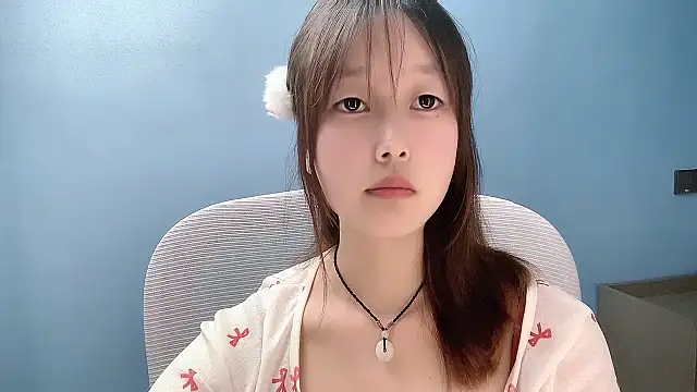 Snapshot of Xiaoqing00 chatting on April 29, 2:43 pm Xiaoqing00 online show from April 29, 2:43 pm