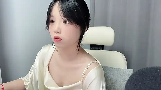 Snapshot of Xiaoqing00 chatting on May 16, 10:36 am Xiaoqing00 online show from May 16, 10:36 am