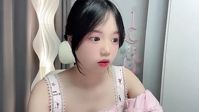 Snapshot of Xiaoqing00 chatting on May 25, 5:24 am Xiaoqing00 online show from May 25, 5:24 am