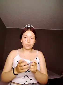 Snapshot of MorganaTheQueen chatting on April 23, 3:08 am MorganaTheQueen online show from April 23, 3:08 am
