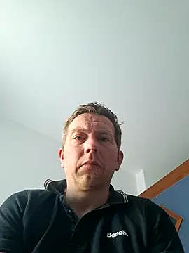 Snapshot of eifel6566 chatting on August 8, 3:03 pm eifel6566 online show from August 8, 3:03 pm