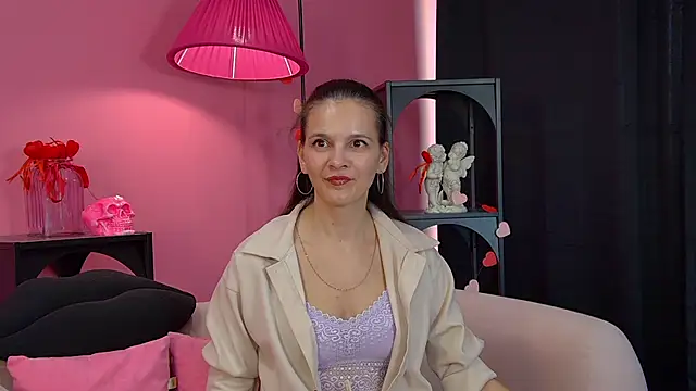 Snapshot of LeonaLane chatting on April 23, 12:51 pm LeonaLane online show from April 23, 12:51 pm