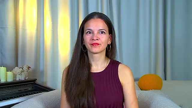 Snapshot of LeonaLane chatting on May 3, 6:30 am LeonaLane online show from May 3, 6:30 am