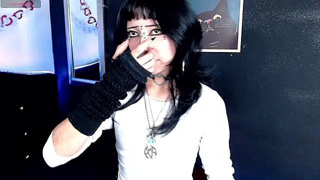 KiomyVamp online show from April 28, 4:01 pm