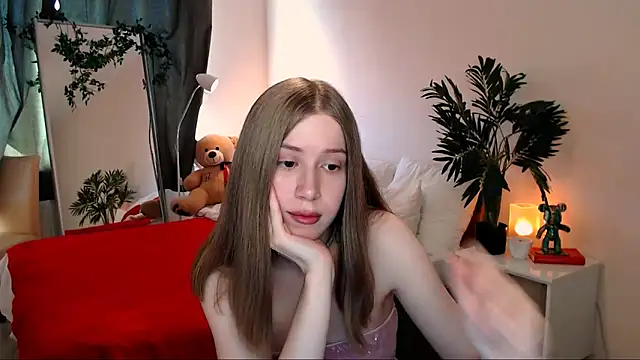 Snapshot of cheeky_chick chatting on May 24, 1:27 pm cheeky chick online show from May 24, 1:27 pm