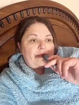 Snapshot of Dear_Natalia chatting on April 15, 3:57 am Dear Natalia online show from April 15, 3:57 am