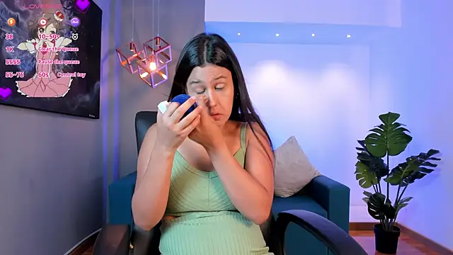 arianarousee online show from May 26, 4:47 pm