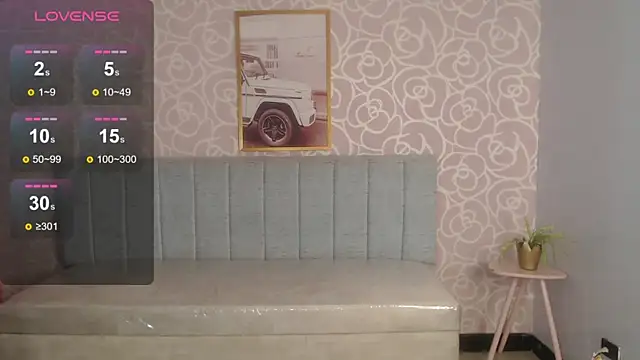 Snapshot of Scarlett_jhonson_ch chatting on April 24, 7:38 pm Scarlett jhonson ch online show from April 24, 7:38 pm
