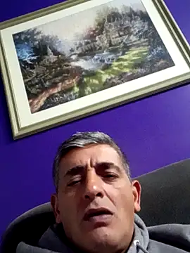 Alex547gj online show from April 8, 11:59 pm