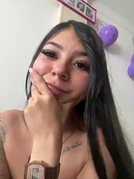 sweett sophie1 online show from May 15, 9:22 pm