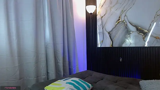 Snapshot of triiangel_latinboy chatting on May 11, 2:45 pm triiangel latinboy online show from May 11, 2:45 pm