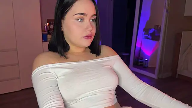 lola raze online show from May 13, 10:17 pm