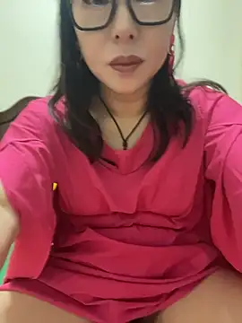 Snapshot of xxxlu886 chatting on April 30, 4:24 pm xxxlu886 online show from April 30, 4:24 pm