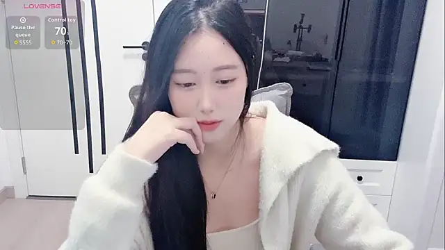 Snapshot of secret-sese chatting on April 23, 9:08 am secret-sese online show from April 23, 9:08 am
