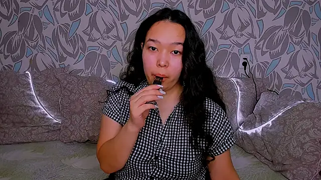 Zlata lee online show from April 23, 3:30 am