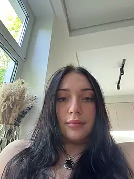 Snapshot of LucyHotty_ chatting on June 20, 4:10 pm LucyHotty online show from June 20, 4:10 pm