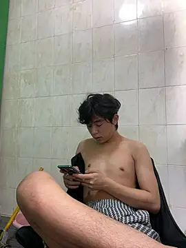 Snapshot of titi-999 chatting on July 6, 2:25 pm titi-999 online show from July 6, 2:25 pm
