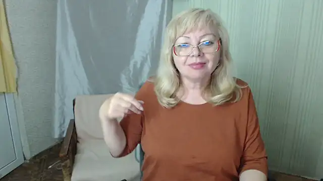 LavandaMay online show from May 12, 7:22 pm