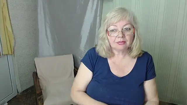 LavandaMay online show from May 27, 7:11 pm