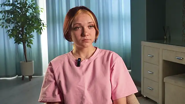 Snapshot of SonyaTacey chatting on April 10, 3:56 am SonyaTacey online show from April 10, 3:56 am