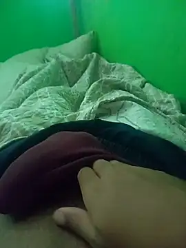 Snapshot of Safadocari chatting on April 10, 12:21 pm Safadocari online show from April 10, 12:21 pm