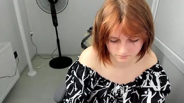 GoldenKiss online show from June 6, 6:51 am