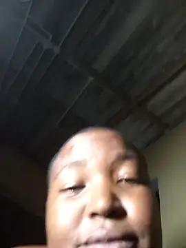 theyloveoneanothe online show from April 11, 11:09 pm