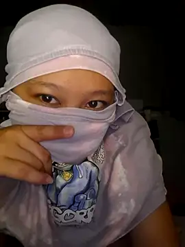 Snapshot of AsunaMikasa chatting on April 9, 2:44 pm AsunaMikasa online show from April 9, 2:44 pm