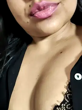 Snapshot of alisonnturbay chatting on July 2, 3:17 am alisonnturbay online show from July 2, 3:17 am