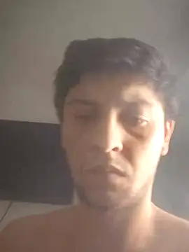 Snapshot of JuanF0304 chatting on April 9, 2:22 pm JuanF0304 online show from April 9, 2:22 pm