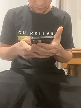 Snapshot of JuanF0304 chatting on April 11, 6:23 pm JuanF0304 online show from April 11, 6:23 pm