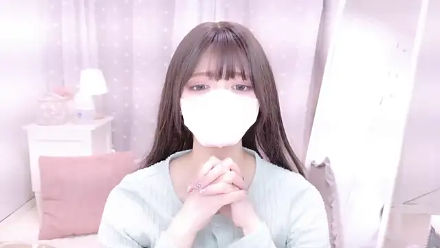 Snapshot of SERIpon_ chatting on April 18, 1:37 pm SERIpon online show from April 18, 1:37 pm