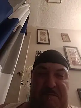 MrBustNut2026 online show from June 10, 2:23 am
