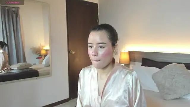 Snapshot of Migatica_johnson12 chatting on July 1, 9:22 am Migatica johnson12 online show from July 1, 9:22 am