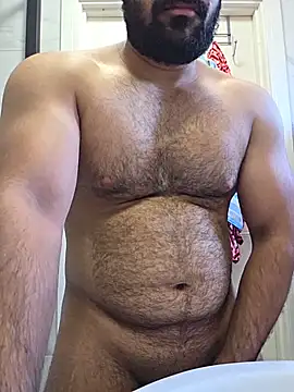 Snapshot of massivecumerr chatting on August 8, 3:25 pm massivecumerr online show from August 8, 3:25 pm