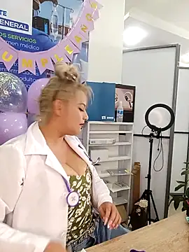 Snapshot of LUISA__07 chatting on May 8, 1:49 pm LUISA 07 online show from May 8, 1:49 pm