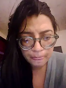 Snapshot of SOFI__10 chatting on April 23, 7:09 am SOFI 10 online show from April 23, 7:09 am