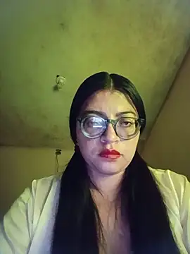Snapshot of SOFI__10 chatting on May 11, 3:23 am SOFI 10 online show from May 11, 3:23 am